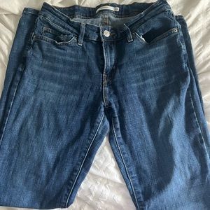 Levi’s 711 skinny jeans